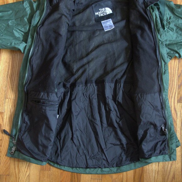 Vintage North Face Waterproof Goretex Mountain Rain Jacket (Women's Small) - Picture 4 of 12